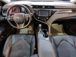 تۆیۆتا کامری